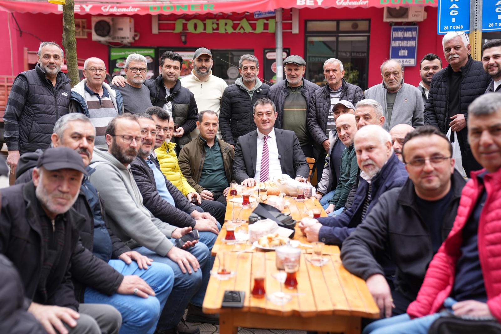 Başkan Fuat Köse vatandaşlarla