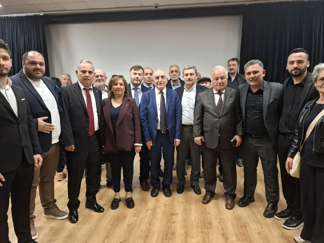 Doç Dr Erhan Demirelli