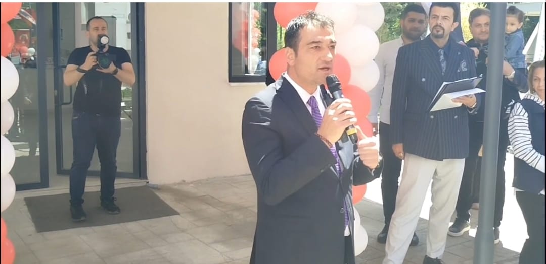 Fuat Köse Bizim Ev