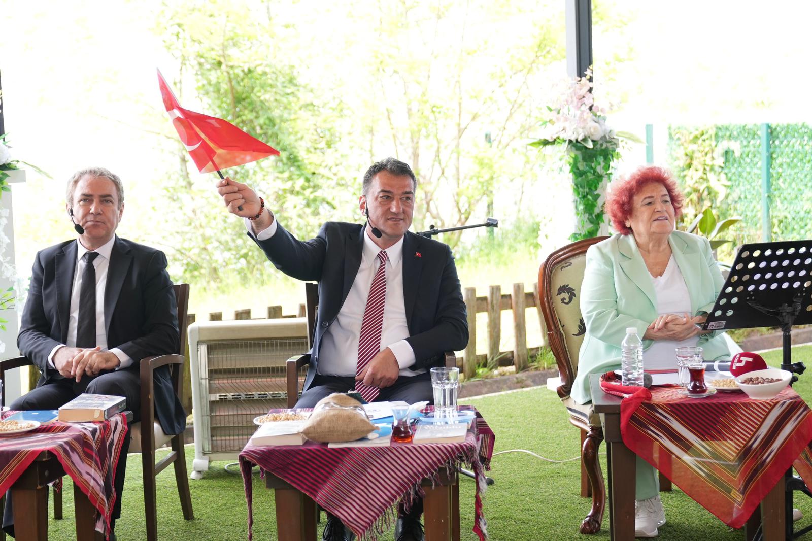 Cumhuriyet Parkı Ayvasıl Restoran
