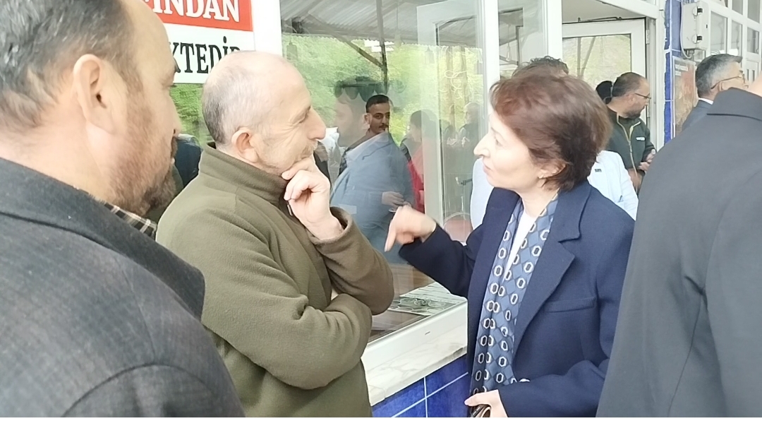  Emine Küçükali Anahtar Parti
