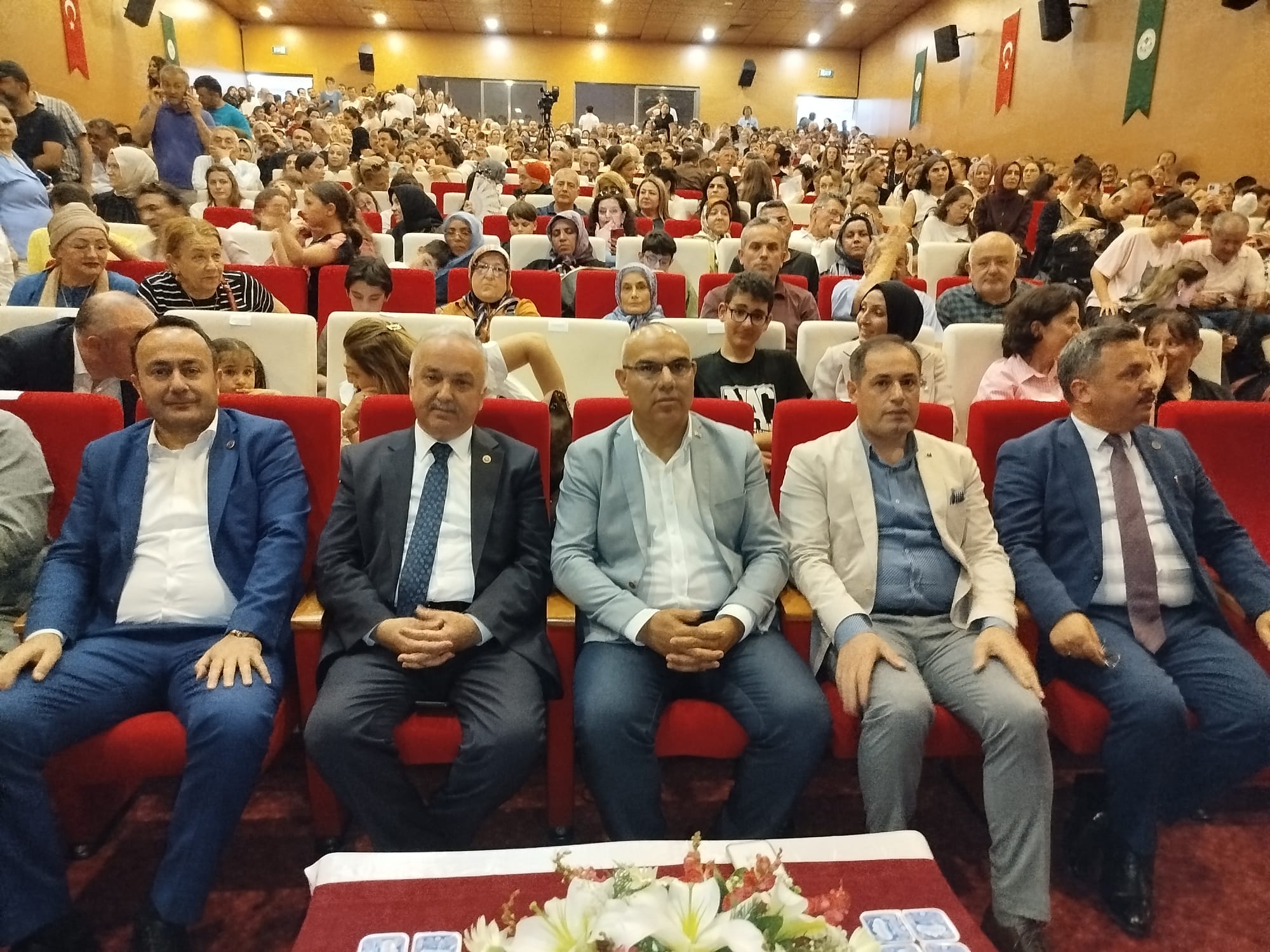 Maarif Halk Dansları Topluluğu