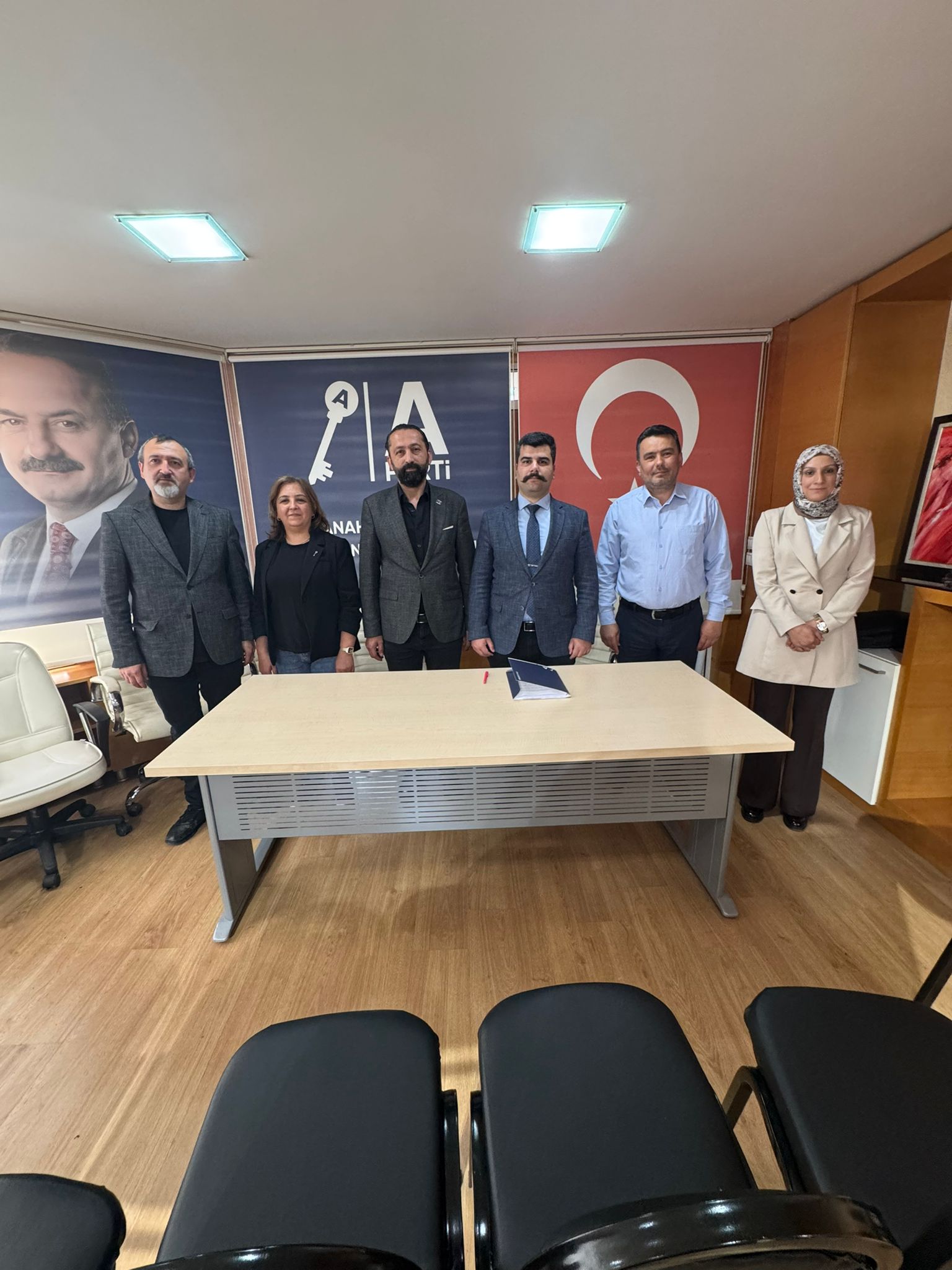 Anahtar Parti Oğuzhan Şimşek
