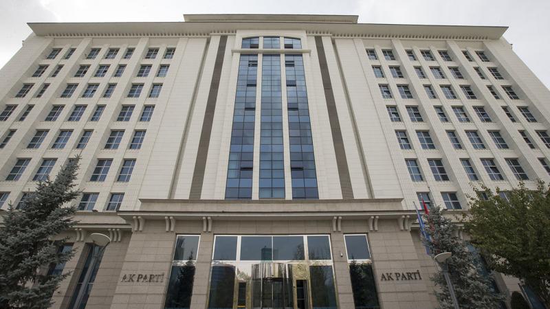 AK Parti  il başkanlarını 