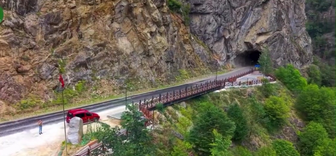 Gidemediğin yer senin değildir
